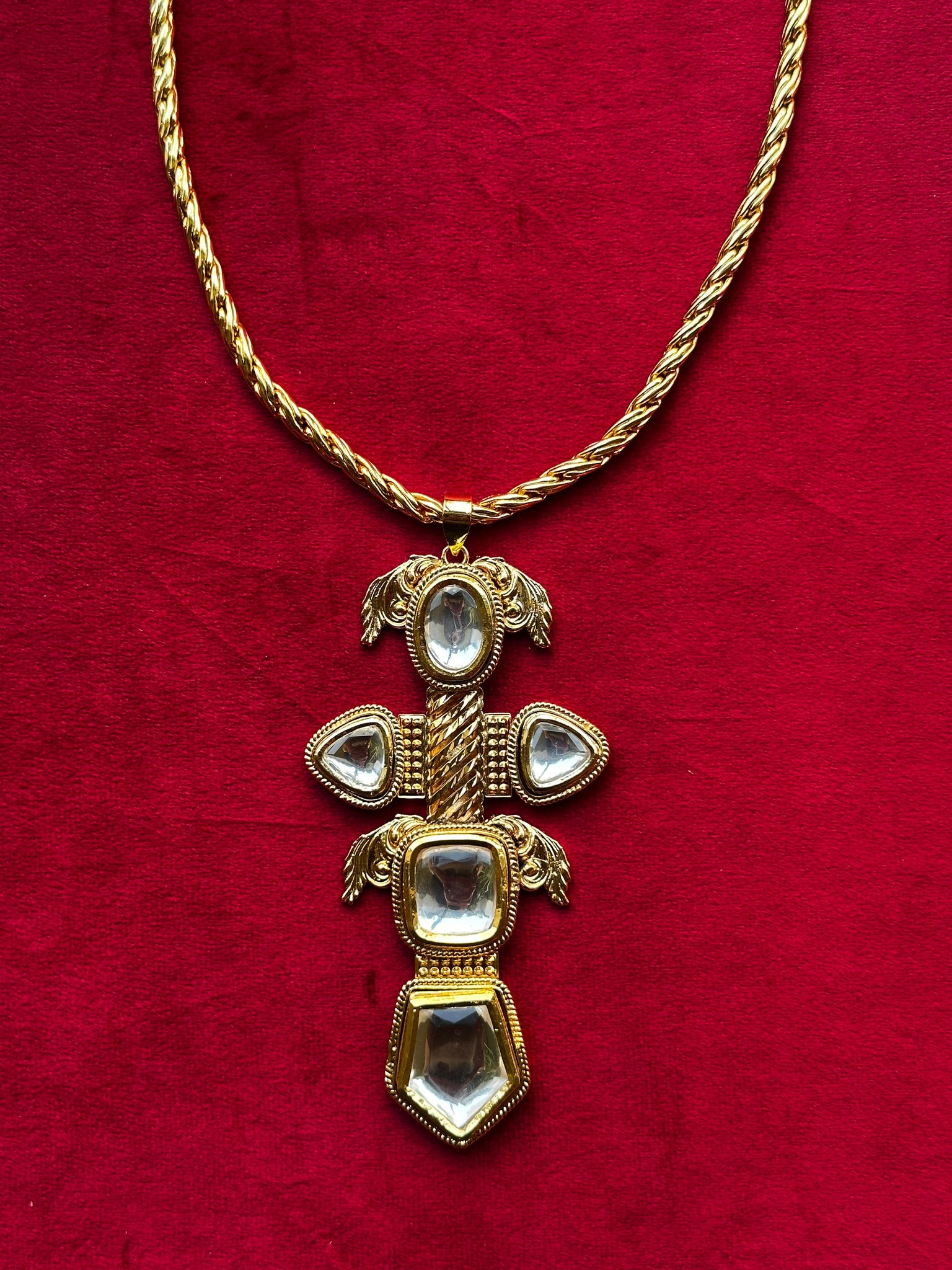 Polki Achanthus Necklace